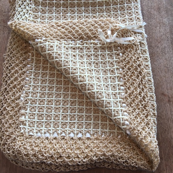 Beautiful Hand Made Crochet Two Layered Baby Blanket. - Picture 3 of 8